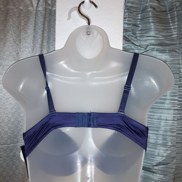 Youmita Shiny Navy 34B Push Up Plunge Bra NWT - Picture 10 of 11